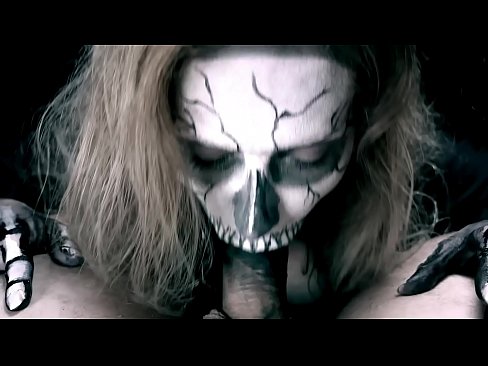 ❤️ Demon girl ngisep pitik jago karo dheweke ireng tutuk lan ngulu cum. Porno ing pornojv.xxxdeutschepornos.ru ﹏